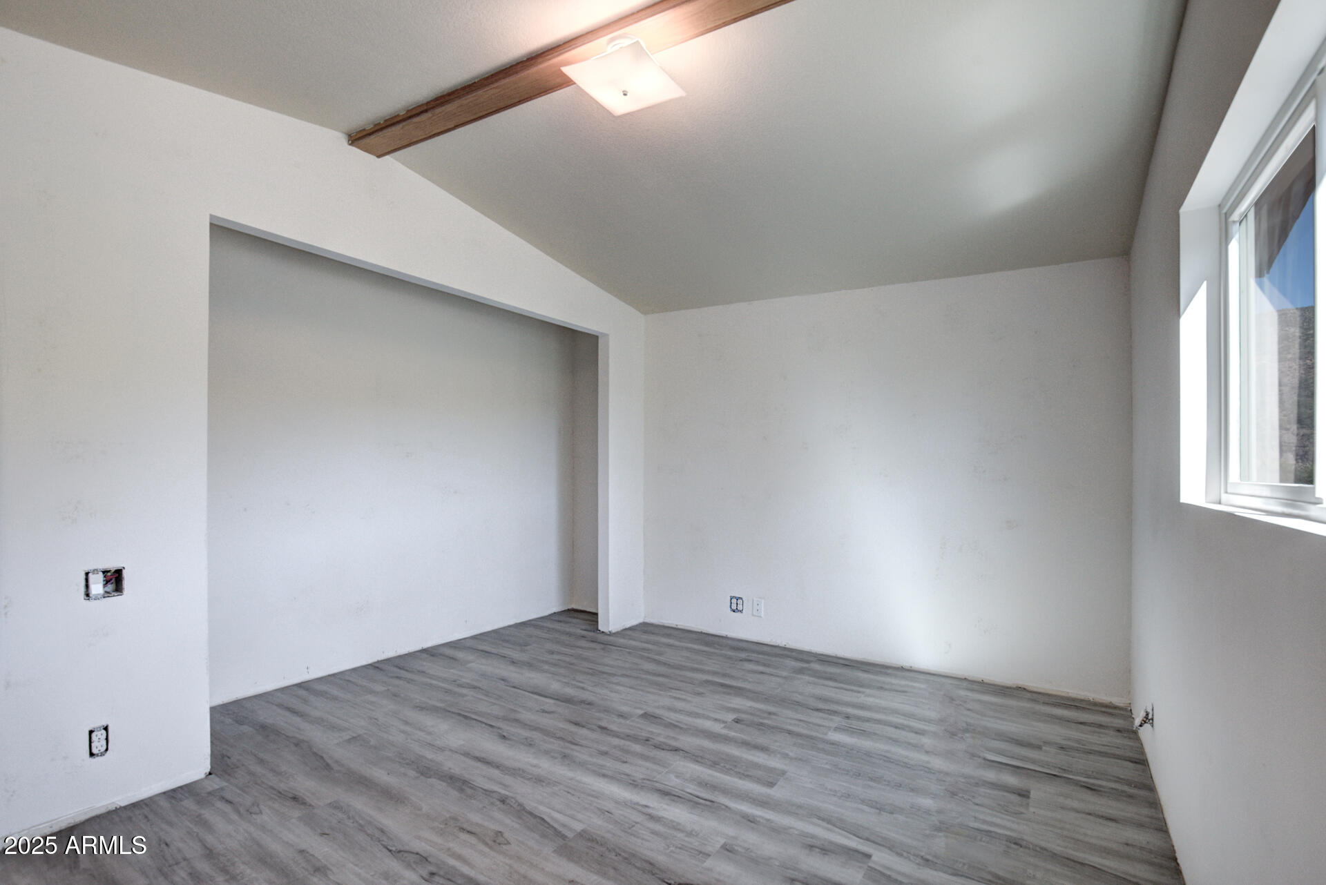 992-998 South Sycamore Street Payson, AZ 85541 - Photo 20 of 72 T3 Bedroom 2 Closet