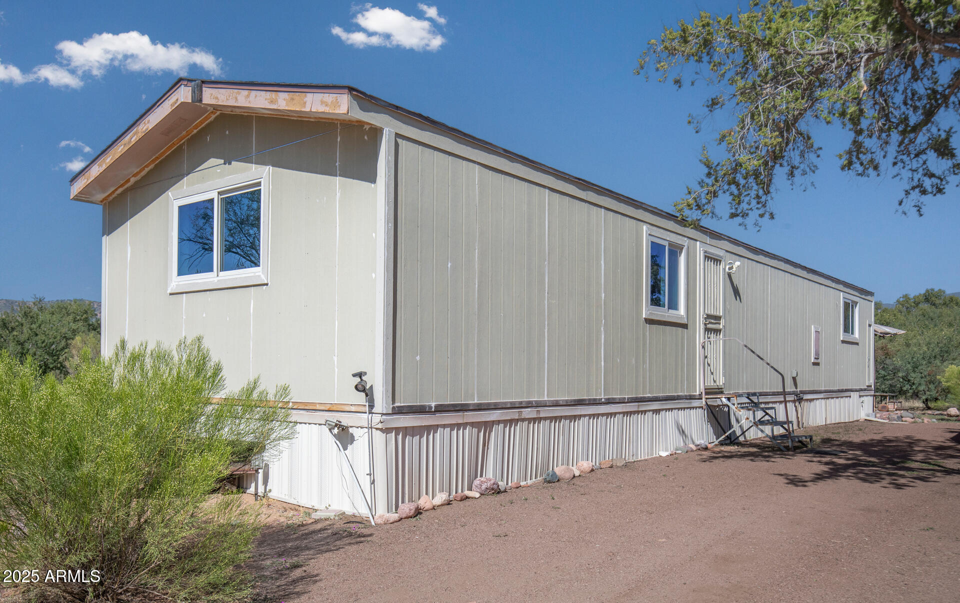 992-998 South Sycamore Street Payson, AZ 85541 - Photo 9 of 72 T3 East Side