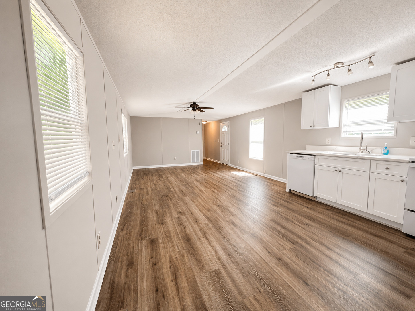 380 Browns Road Winder, GA 30680 - Photo 4 of 14