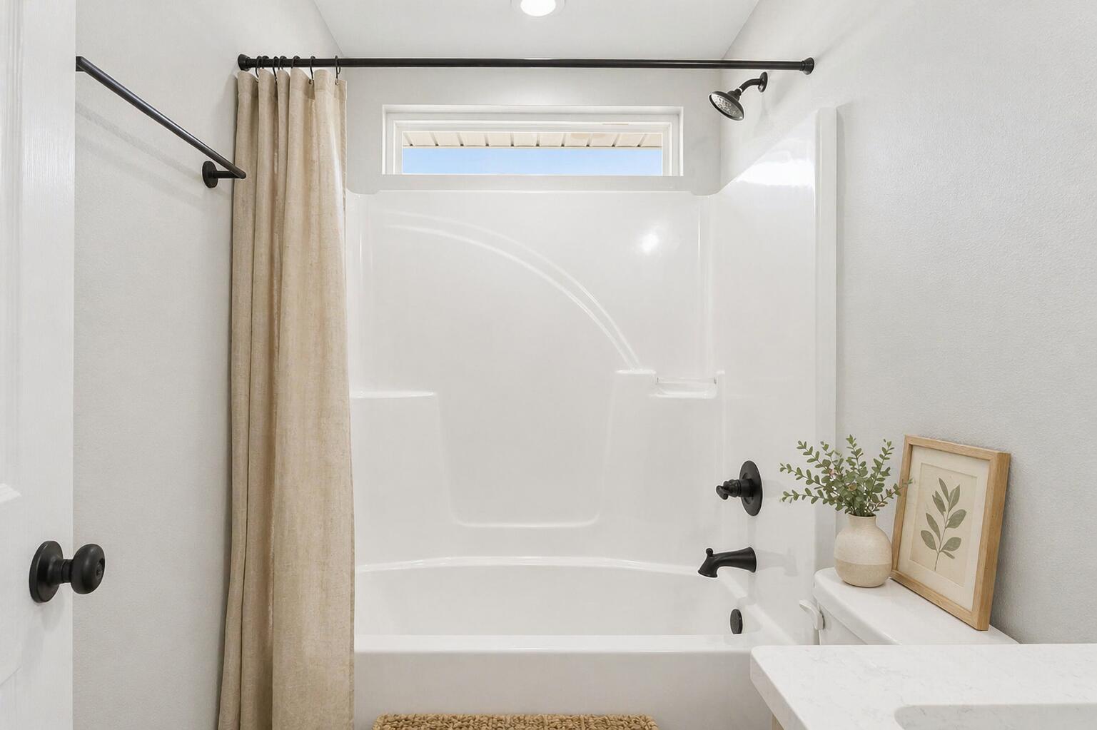 309 Gil Ava Street Crestview, FL 32536 - Photo 31 of 36 Virtually Staged