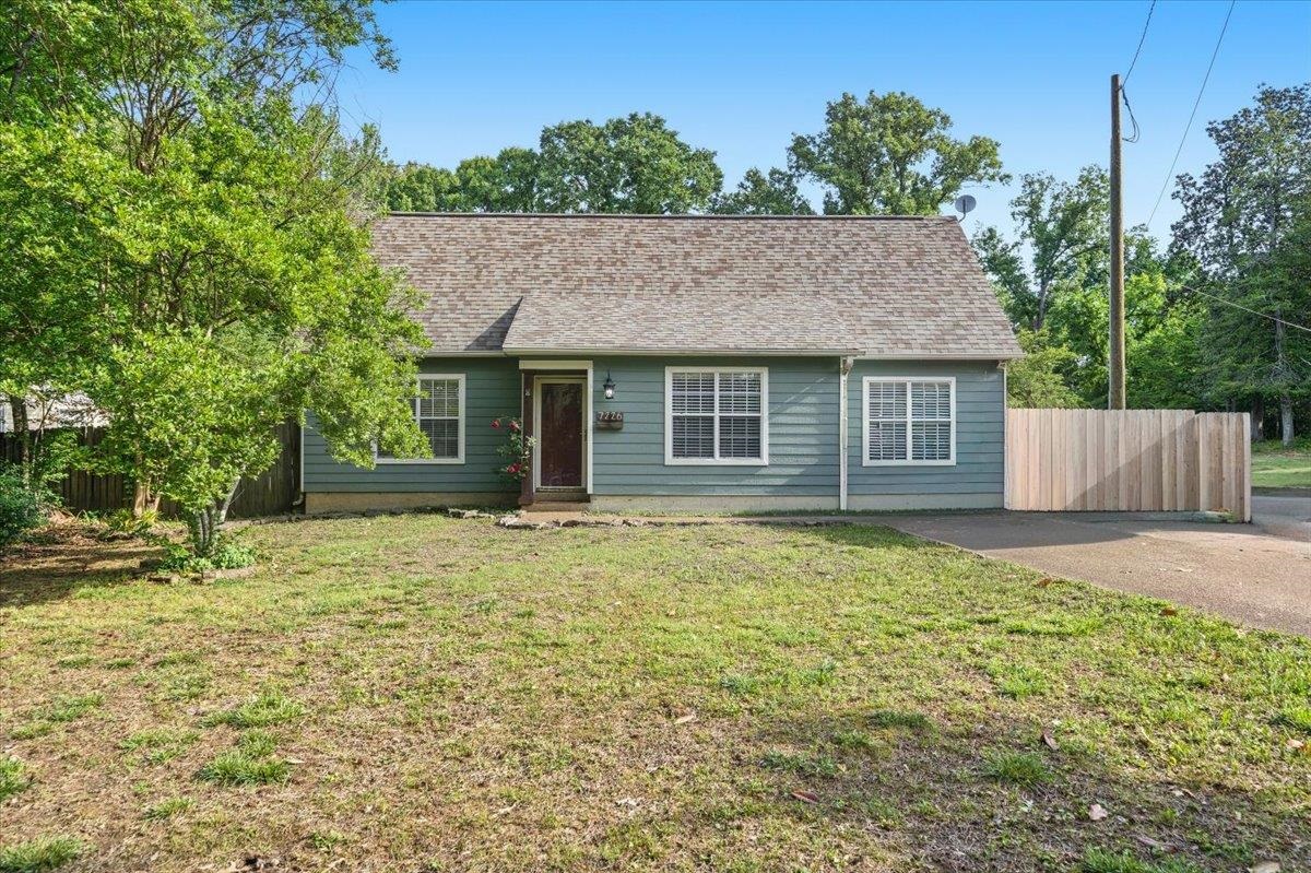 7226 Cedar Road Bartlett, TN 38135 - Photo 1 of 29 front view of a house with a yard