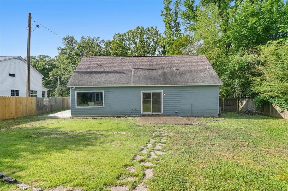 7226 Cedar Road Bartlett, TN 38135 - Photo 28 of 29 a house with a yard