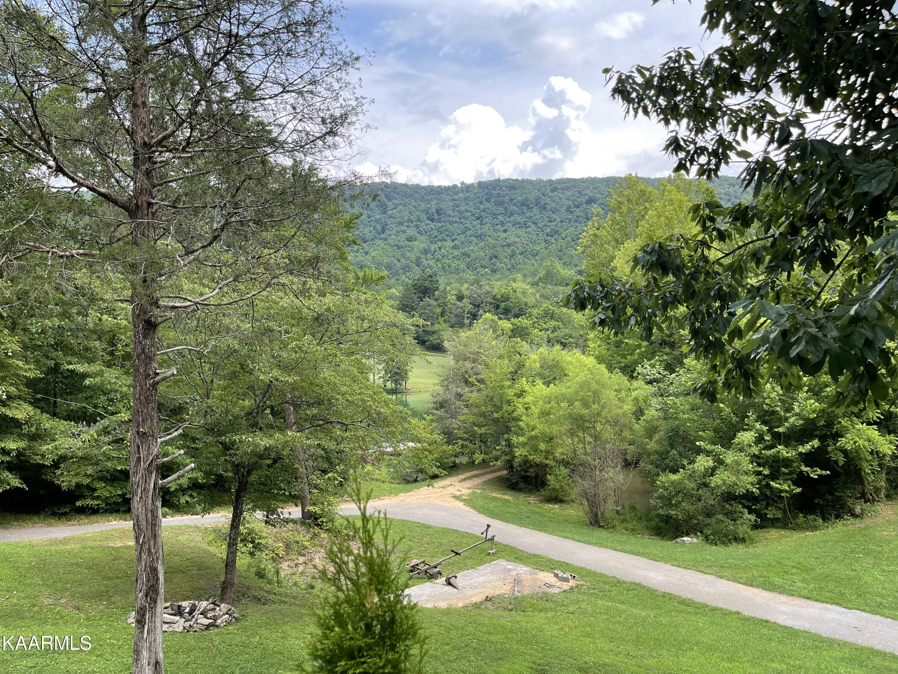 130 Bob Wright Road Maynardville, TN 37807 - Photo 12 of 24 70772C3B-2CE1-4B41-9865-17D0401FD447