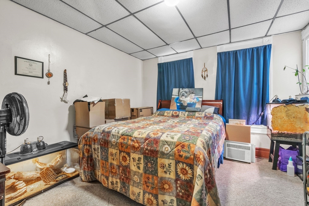 490 Chestnut Street Springfield, MA 01107 - Photo 6 of 26 Gallery Image 6