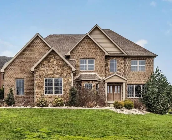 $700,000 | 1010 Country Club Drive, Jeannette, PA 15644