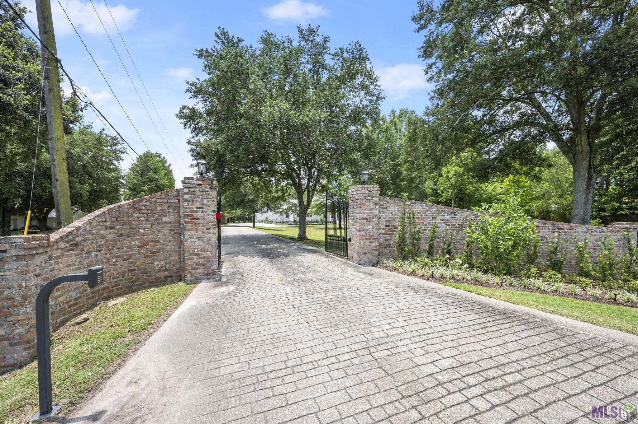 10820 Highland Road Baton Rouge, LA 70810 - Photo 10 of 58