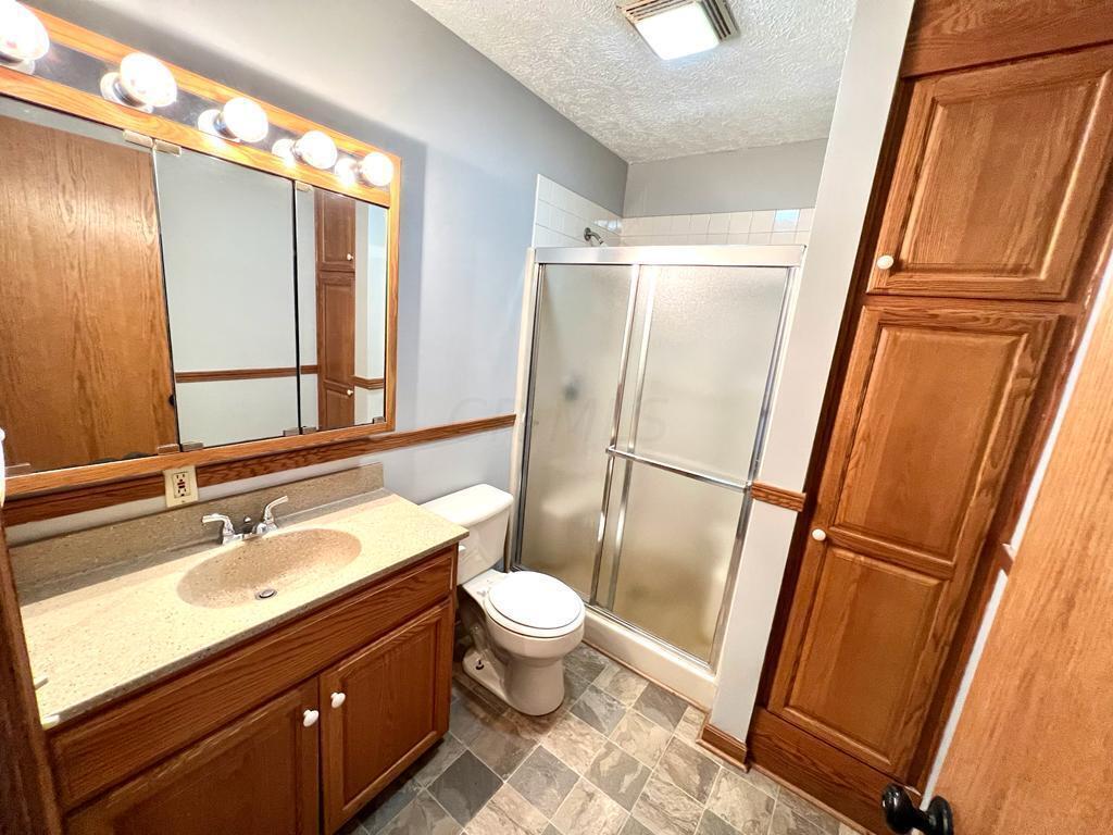 7621 Ridge Road Fredericktown, OH 43019 - Photo 11 of 29 PHOTO-2022-10-09-22-34-50 17