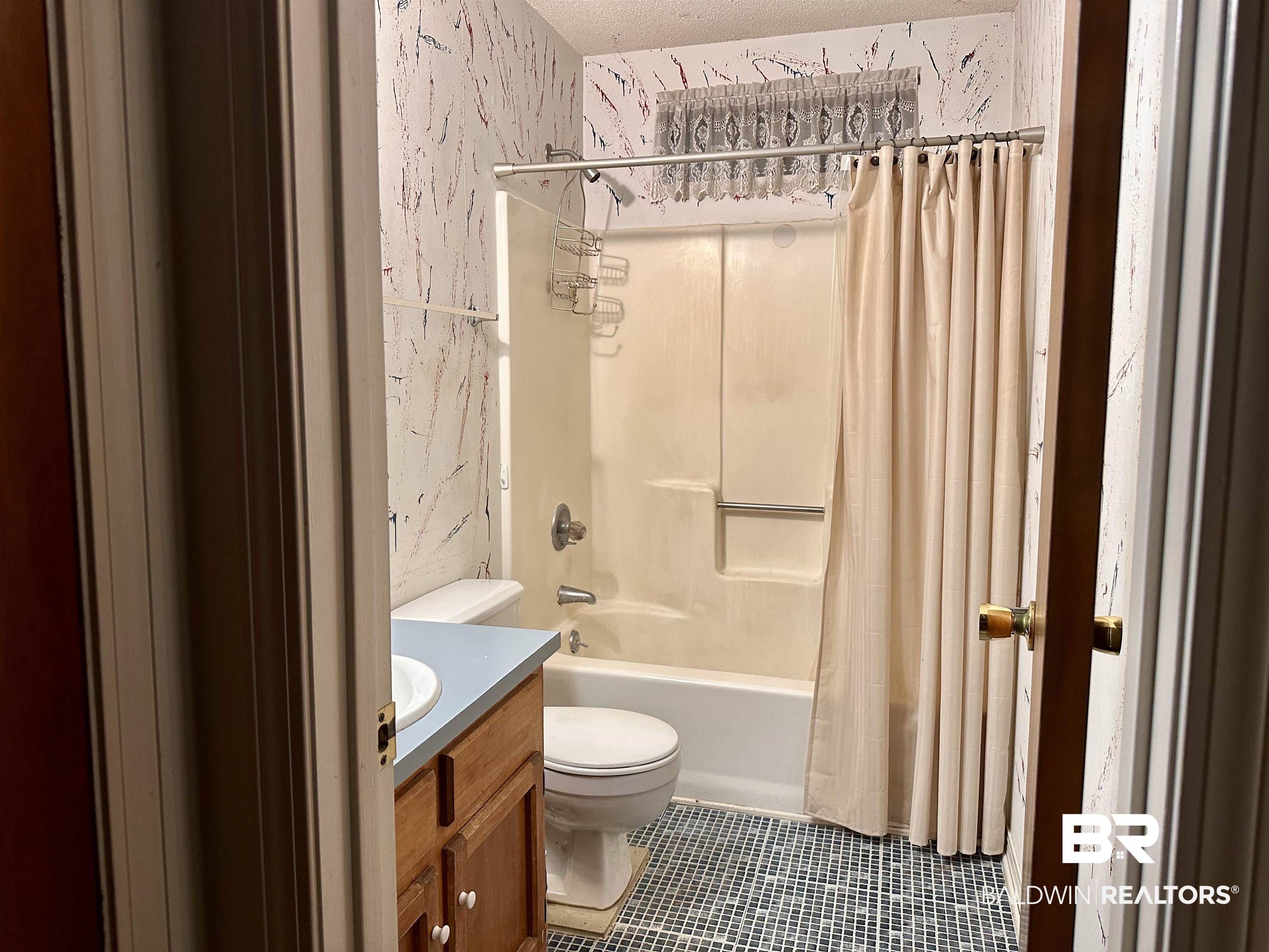 10 Azalea Court Fairhope, AL 36532 - Photo 8 of 11