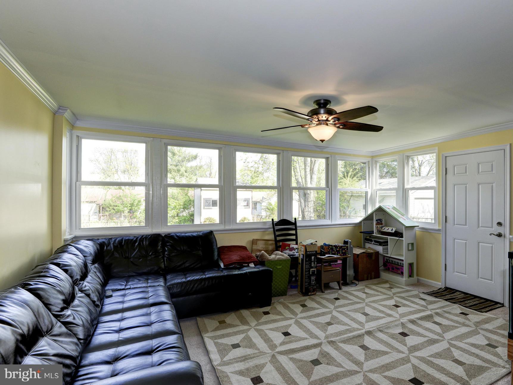 117 North Hickory Road Sterling, VA 20164 - Photo 11 of 25 Interior (General)