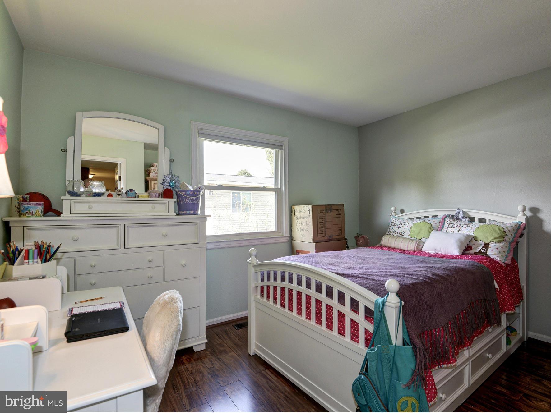 117 North Hickory Road Sterling, VA 20164 - Photo 13 of 25 Bedroom (Master)