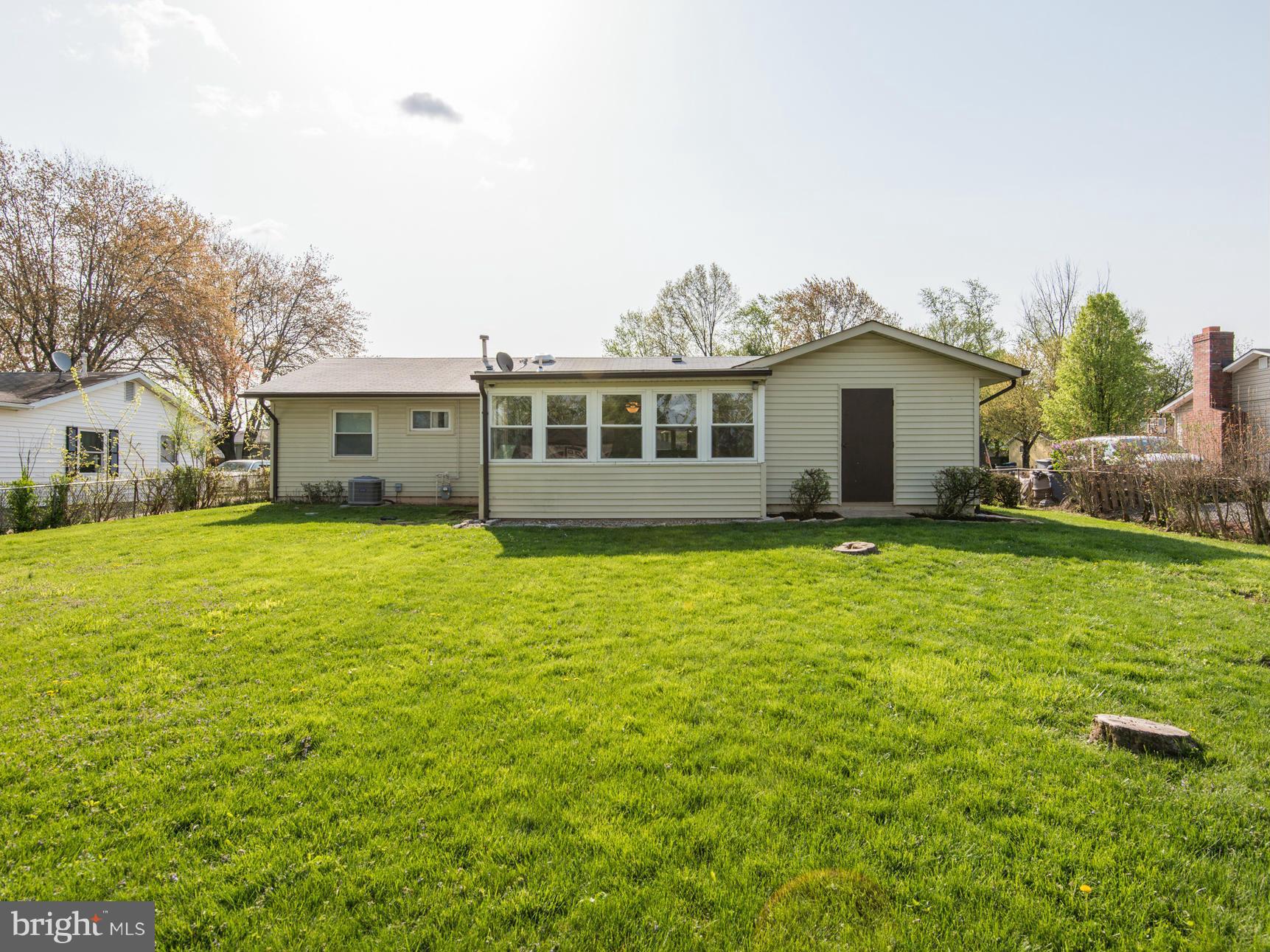 117 North Hickory Road Sterling, VA 20164 - Photo 20 of 25 Exterior (Rear)