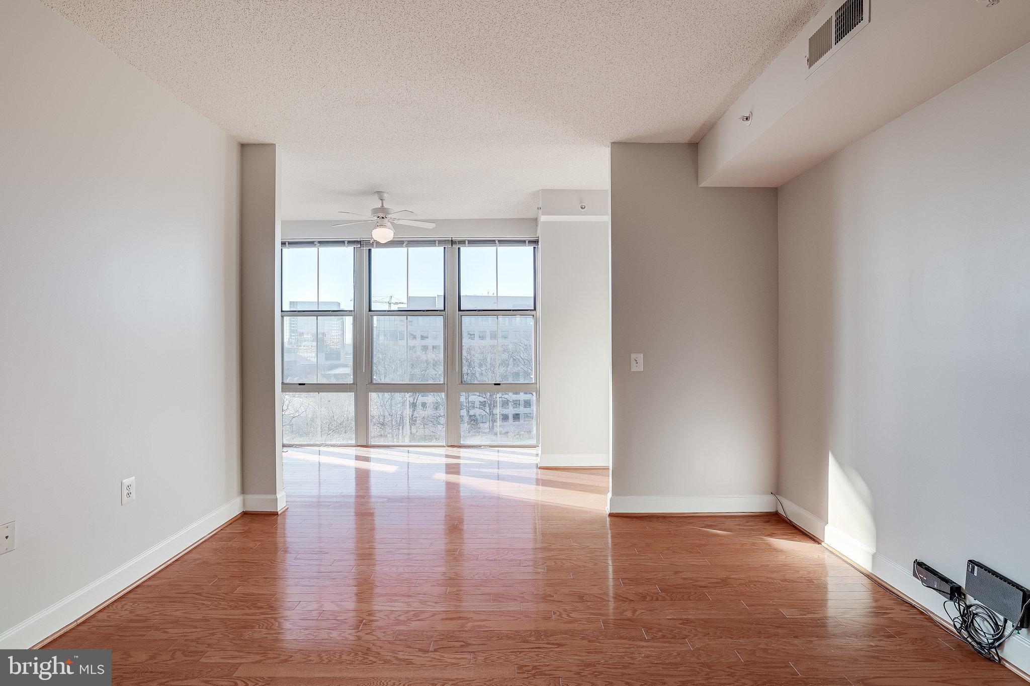 11800 Sunset Hills Road, Unit 1212 Reston, VA 20190 - Photo 18 of 64 Living Room