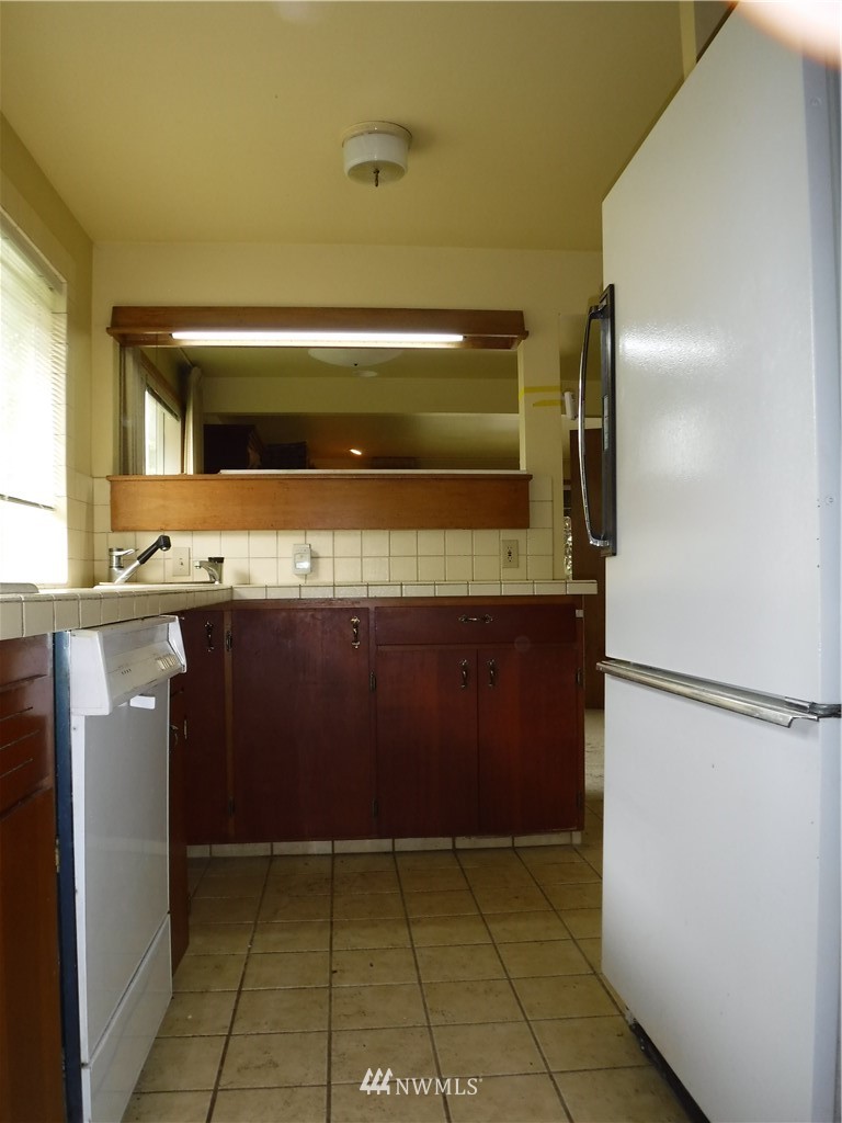 8634 46th Avenue Southwest Seattle, WA 98136 - Photo 14 of 19 Gallery Image 14