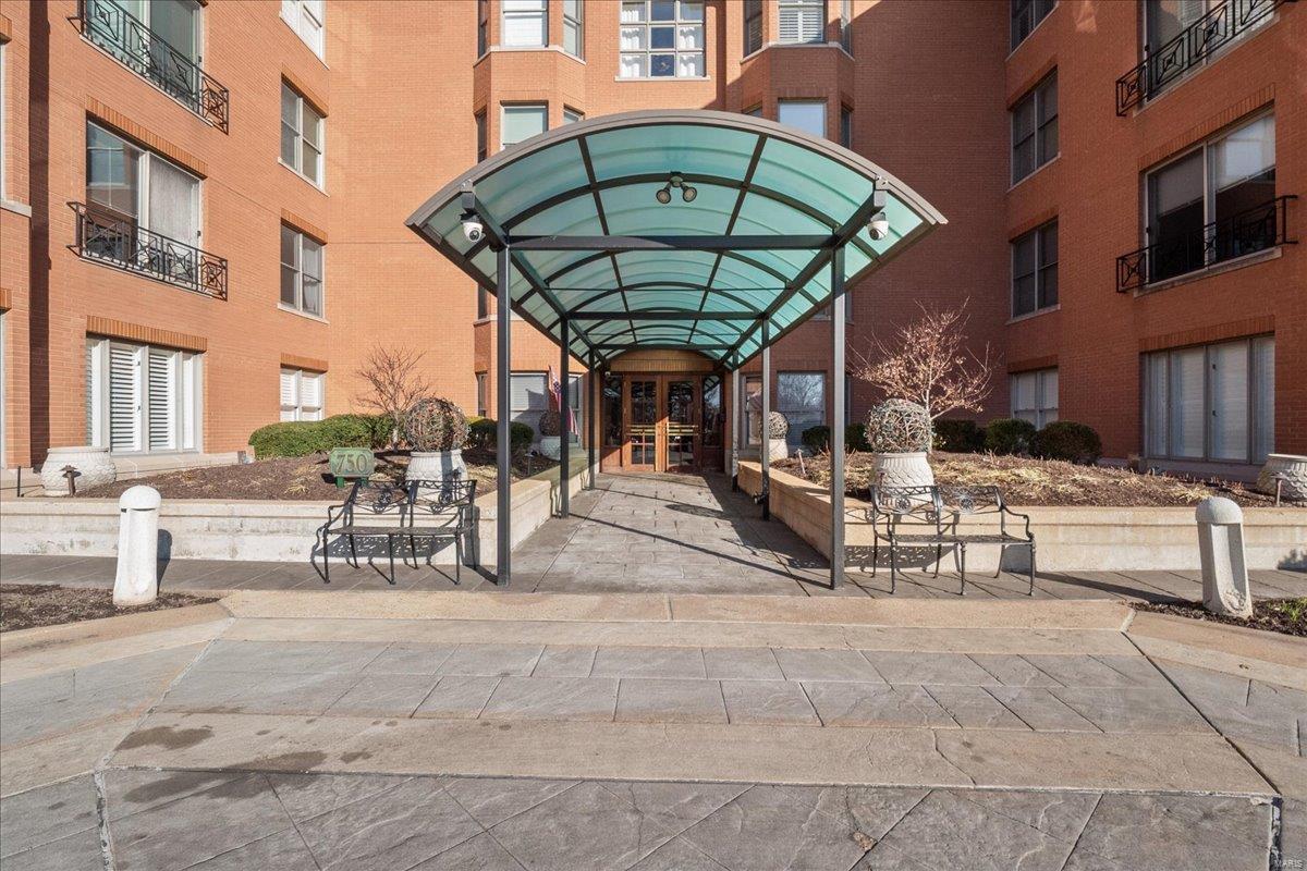 750 South Hanley Road, Unit 470 St. Louis, MO 63105 - Photo 36 of 41 Gallery Image 36