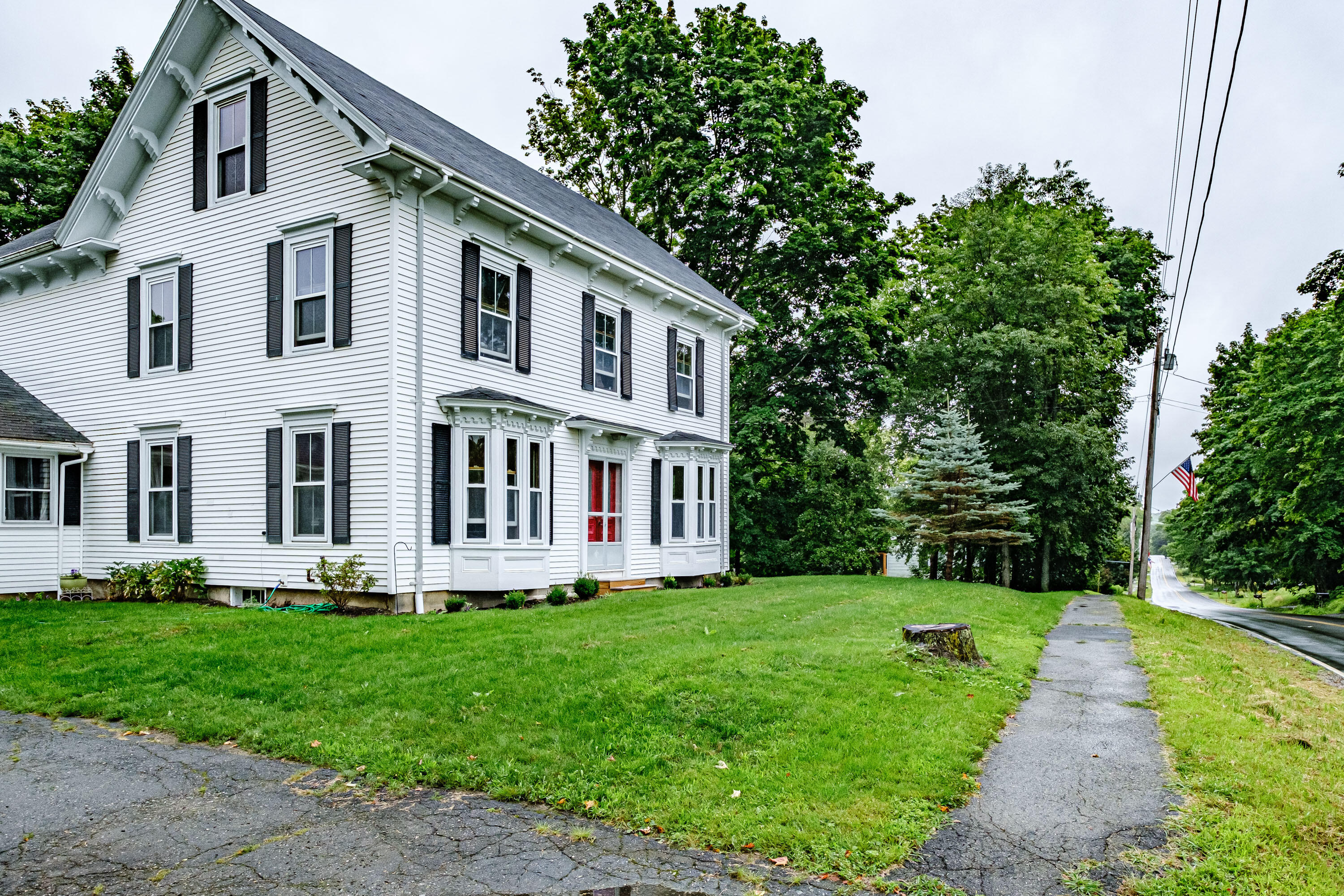 48 Main Street Warren, ME 04864 - Photo 1 of 26 48 Main Street Warren ME