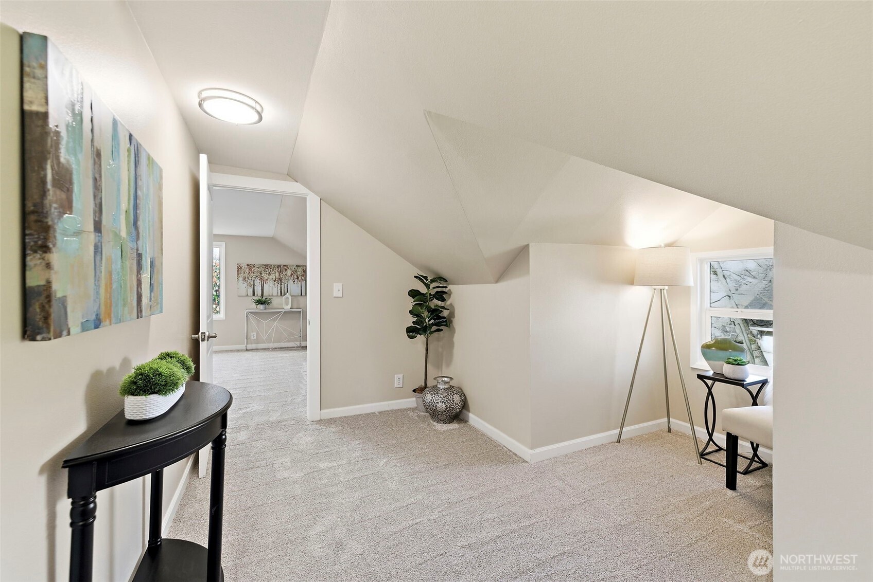 8722 Hamlet Avenue South Seattle, WA 98118 - Photo 24 of 40