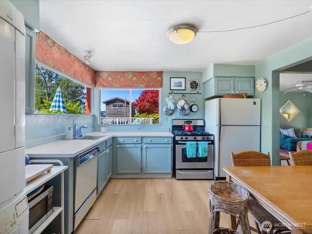 $399,000 | 176 North Maple Street, Camano Island, WA 98282