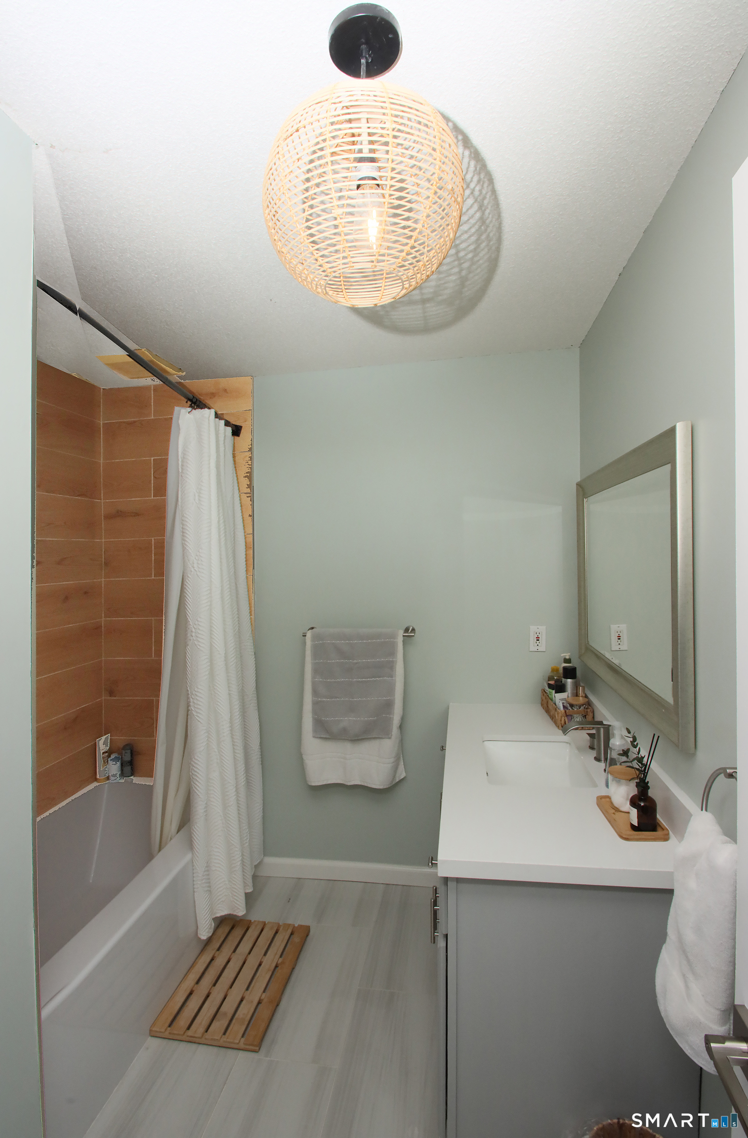 130 Bear Swamp Road East Hampton, CT 06424 - Photo 17 of 38