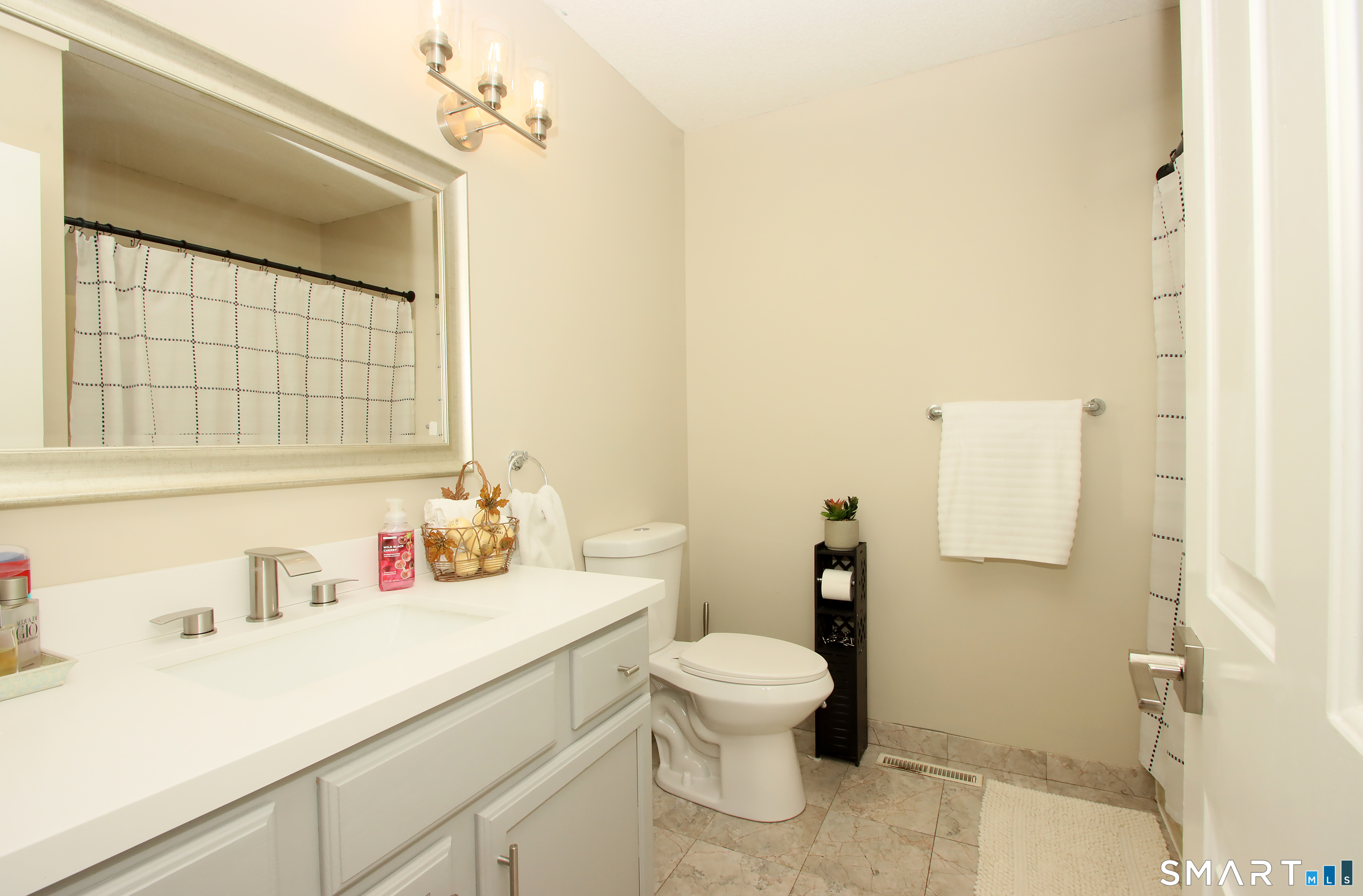 130 Bear Swamp Road East Hampton, CT 06424 - Photo 20 of 38