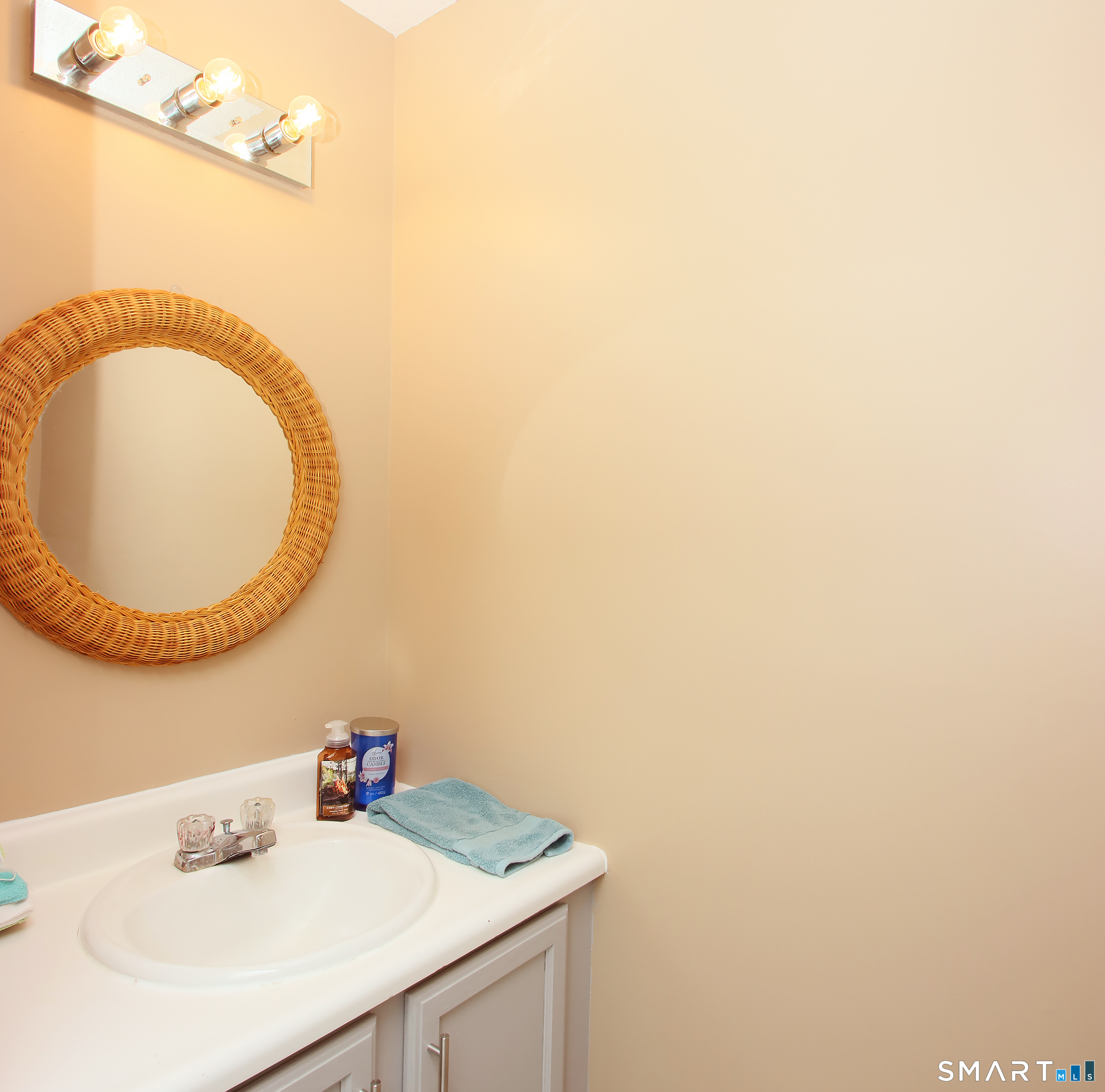 130 Bear Swamp Road East Hampton, CT 06424 - Photo 24 of 38