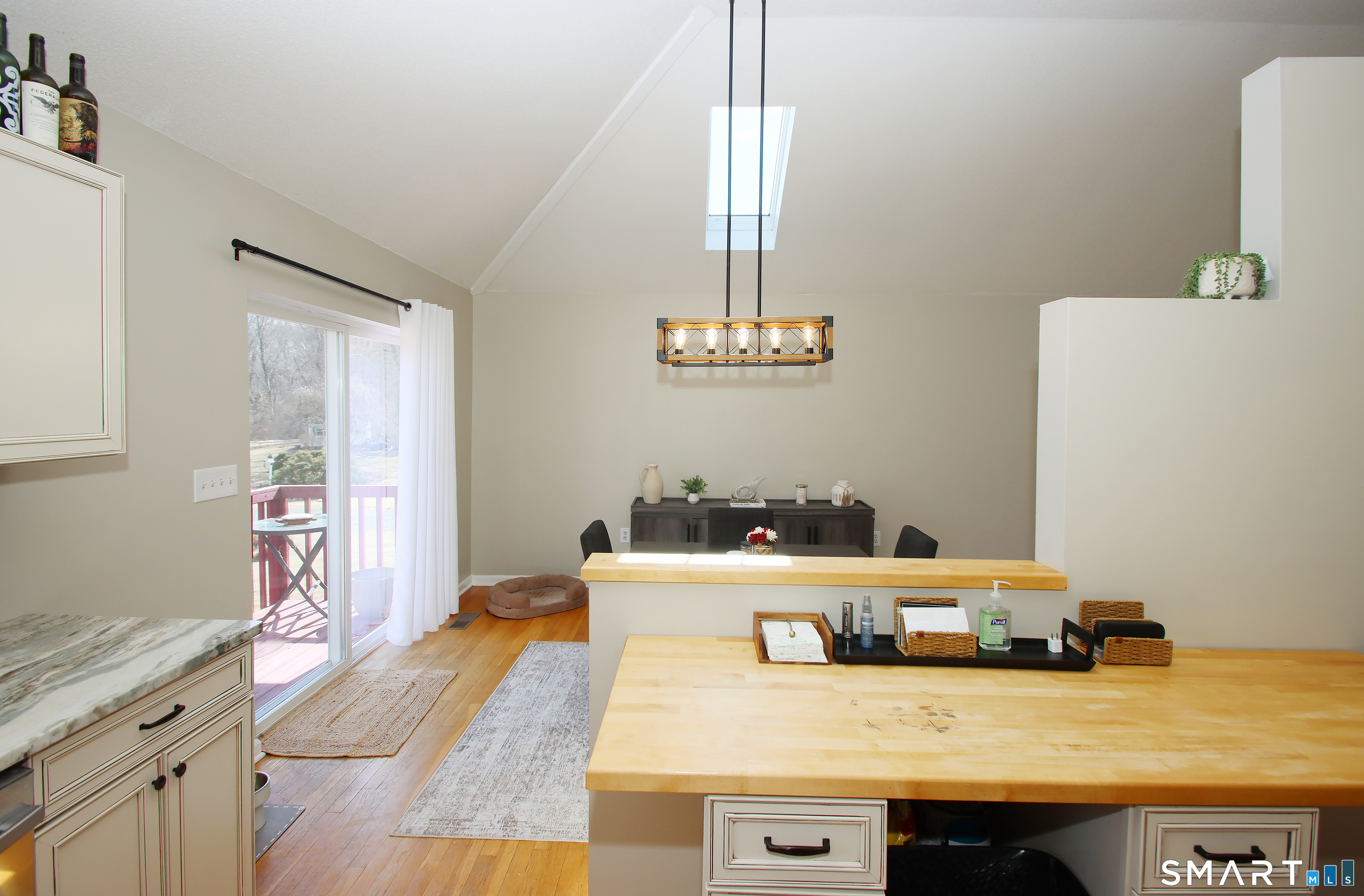 130 Bear Swamp Road East Hampton, CT 06424 - Photo 7 of 38