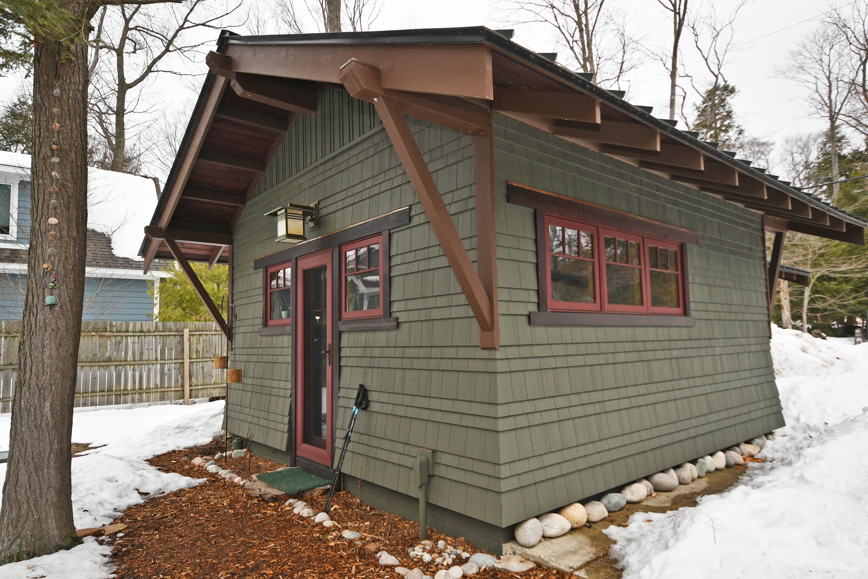 63 West Traverse Lake Road Cedar, MI 49621 - Photo 42 of 68 1931046-0d3190f1-068d-490a-a9ef-8b8811c3115c.JPG