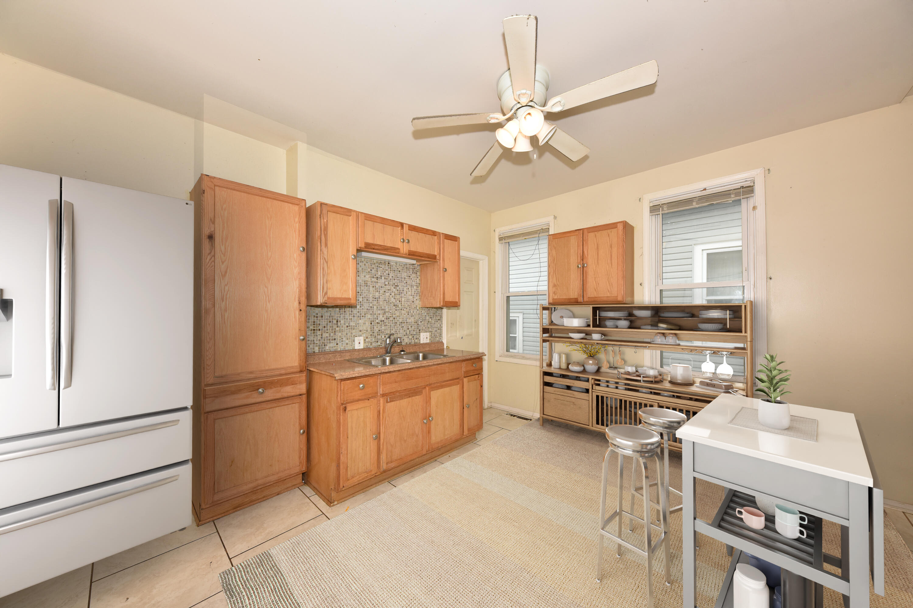 1856 North 24th Place Milwaukee, WI 53205 - Photo 4 of 29 Digitally Staged Kitchen