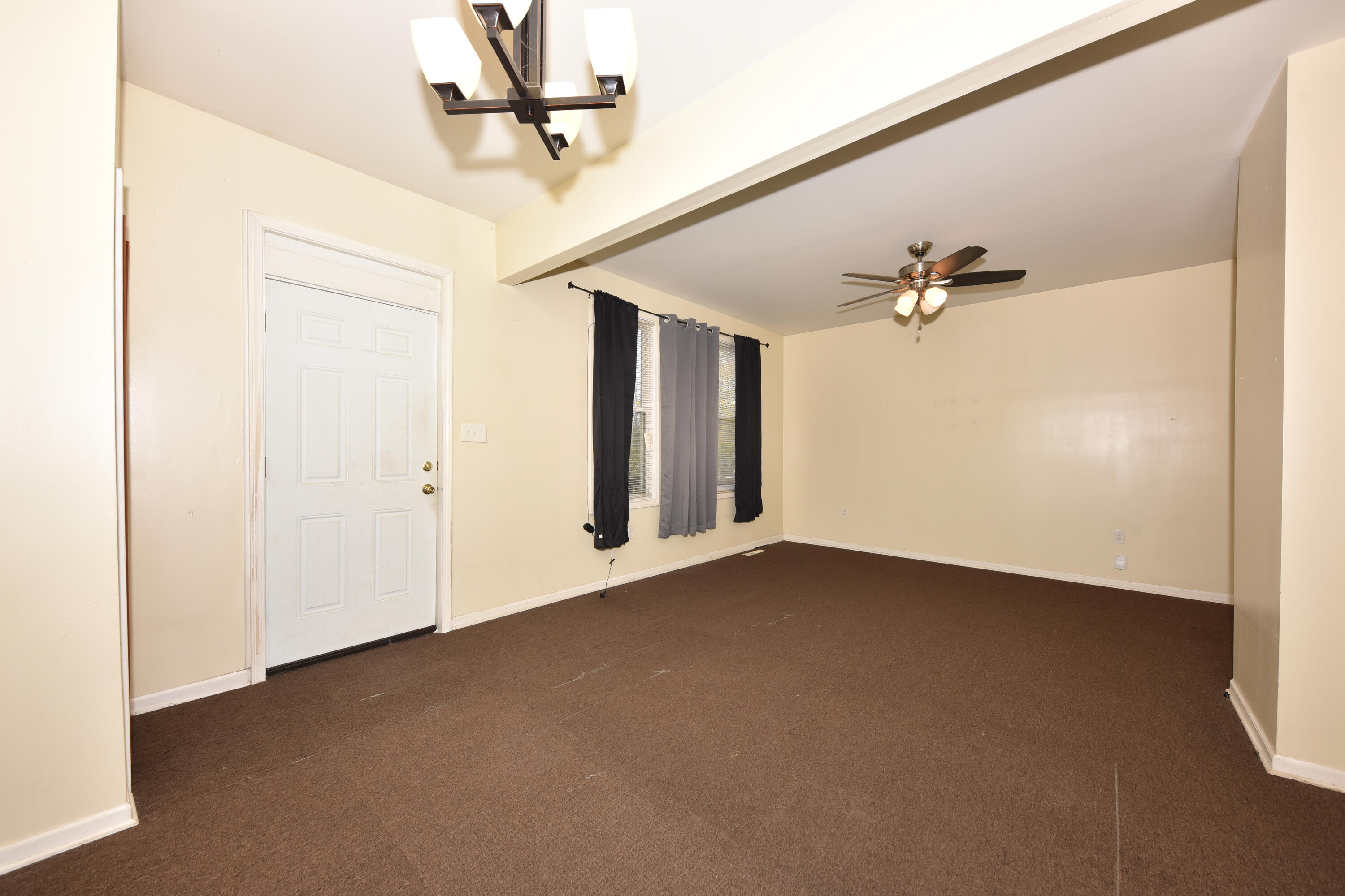 1856 North 24th Place Milwaukee, WI 53205 - Photo 7 of 29 Entry & Living Room