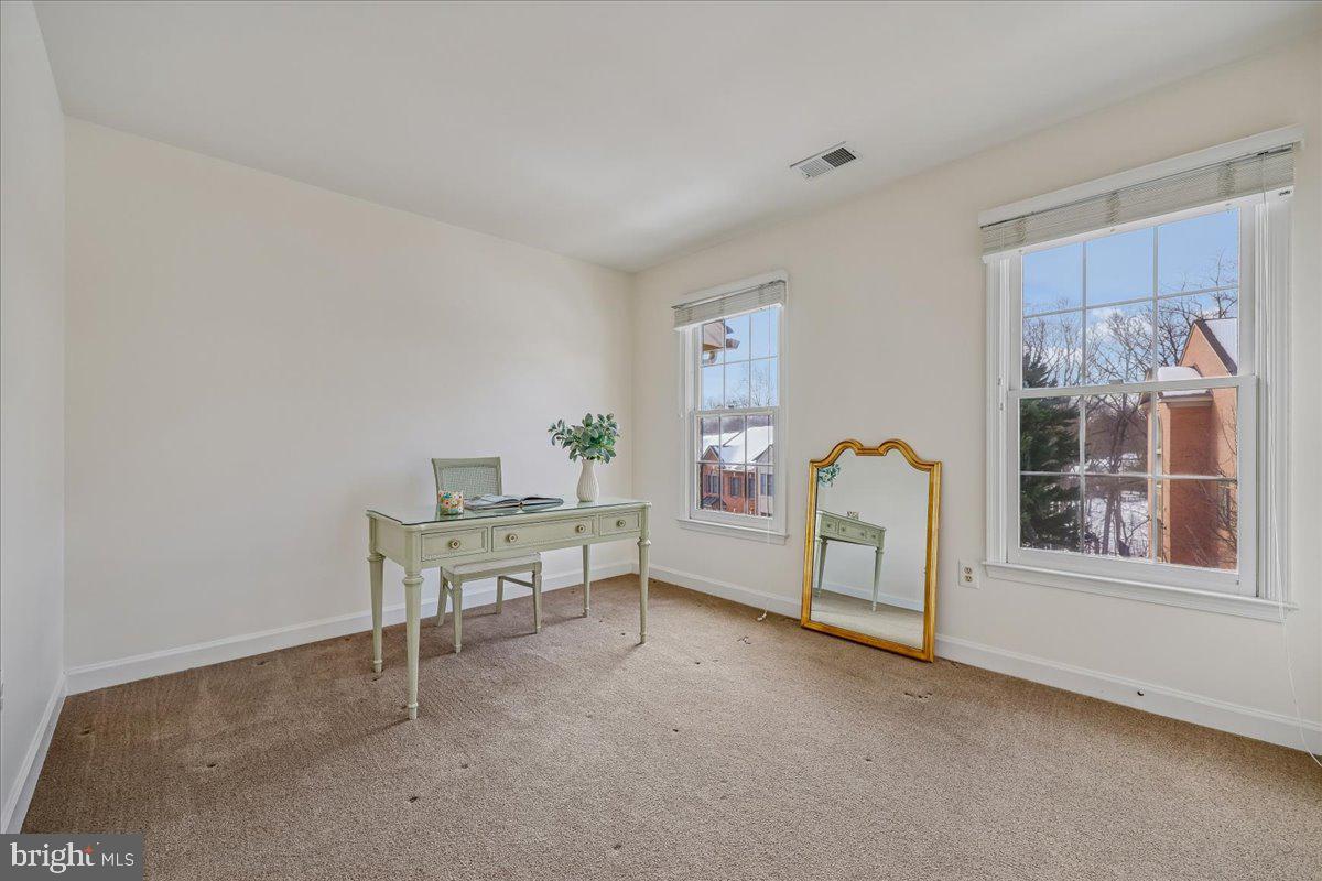 11417 Cedar Ridge Drive Potomac, MD 20854 - Photo 26 of 34