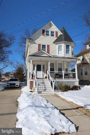 $2,100 | 37 West Clinton Avenue, Oaklyn, NJ 08107