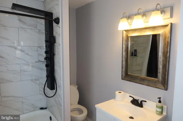 $2,100 | 37 West Clinton Avenue, Oaklyn, NJ 08107