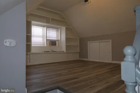 $2,100 | 37 West Clinton Avenue, Oaklyn, NJ 08107