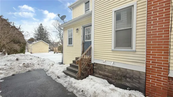 $185,000 | 37 Vine Street, Batavia City, NY 14020