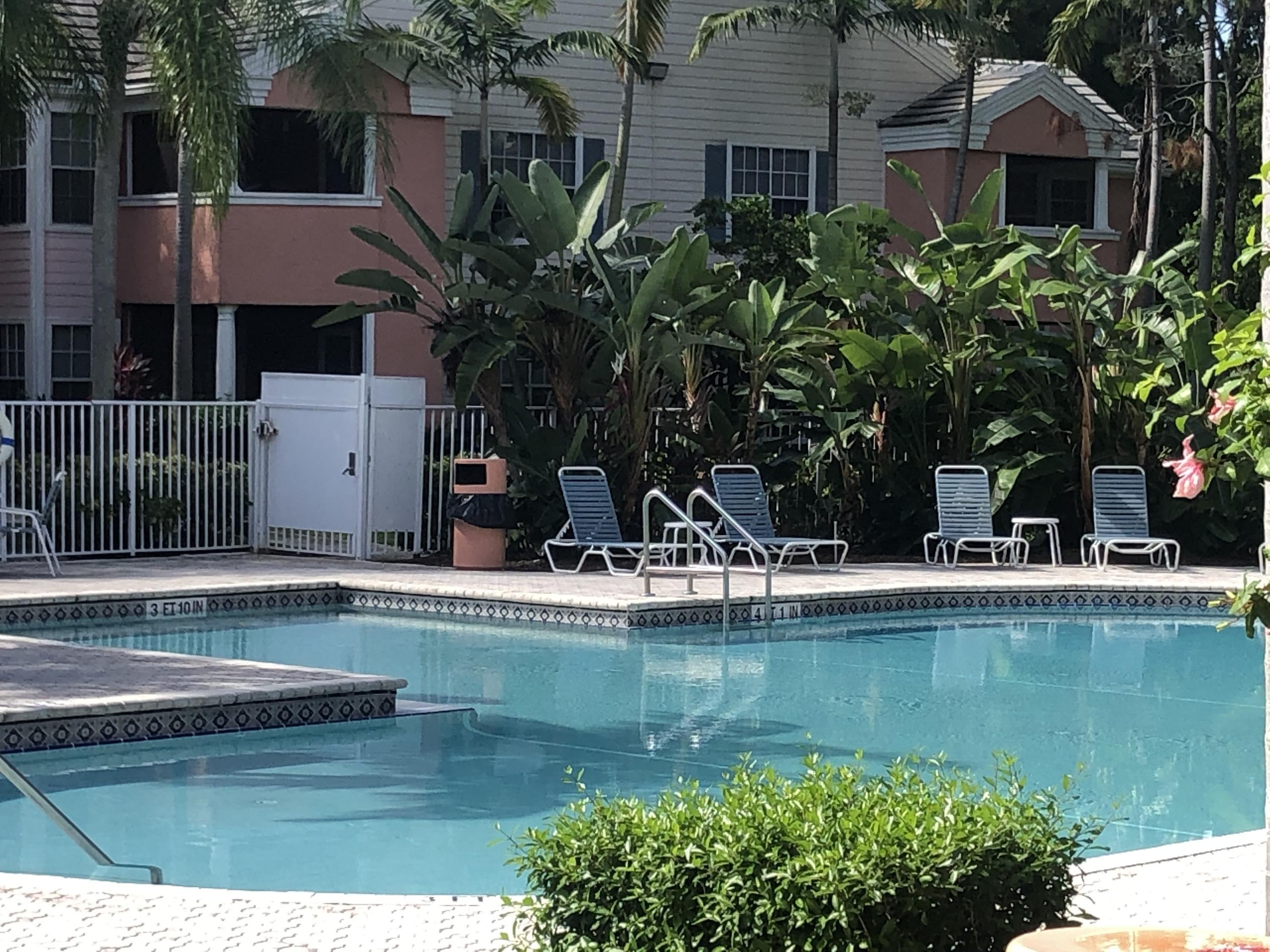 1275 Crystal Way, Unit D Delray Beach, FL 33444 - Photo 18 of 26 Bahia Delray