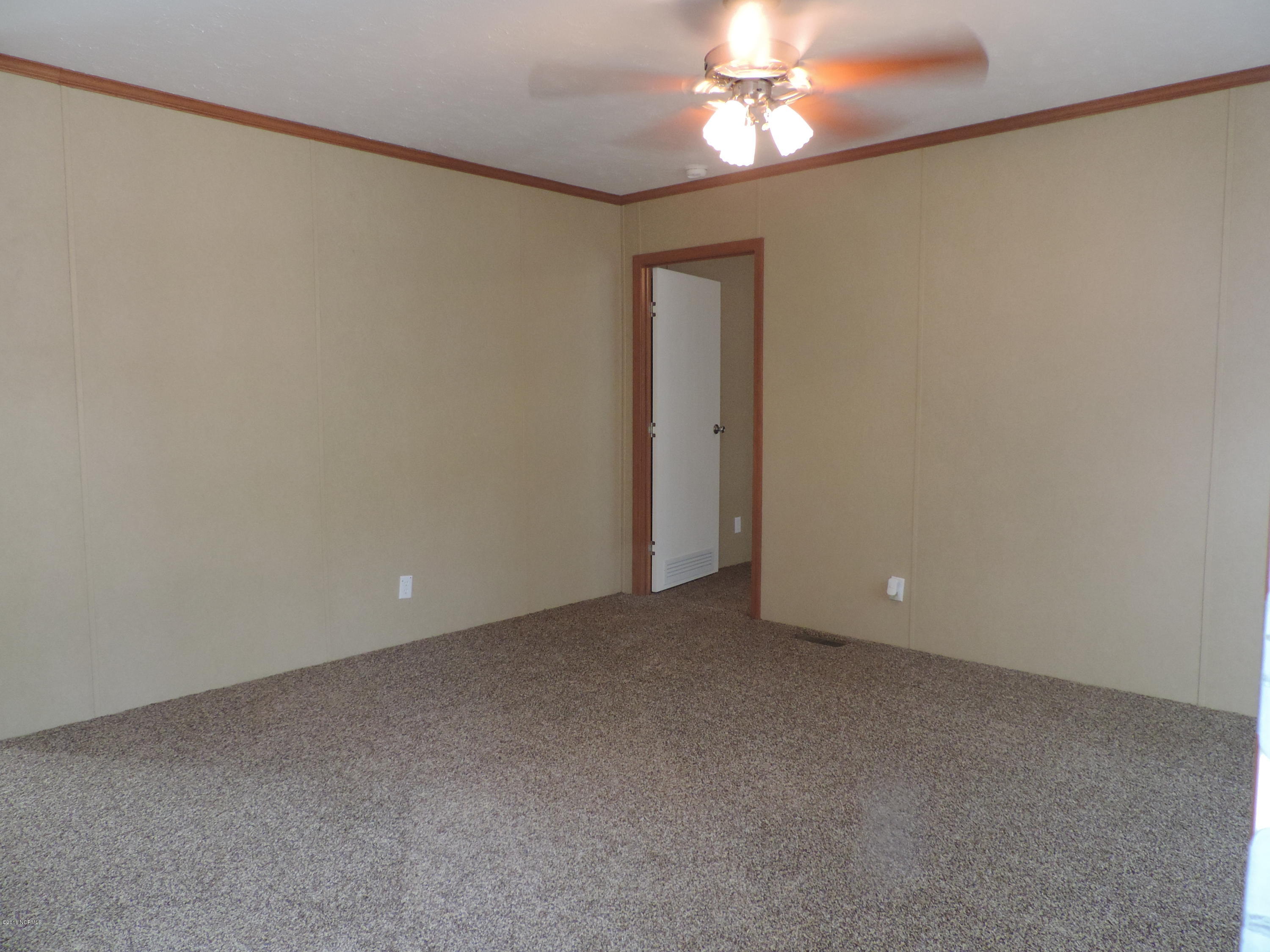 2896 Rooks Road Atkinson, NC 28421 - Photo 5 of 33 DSCN9331