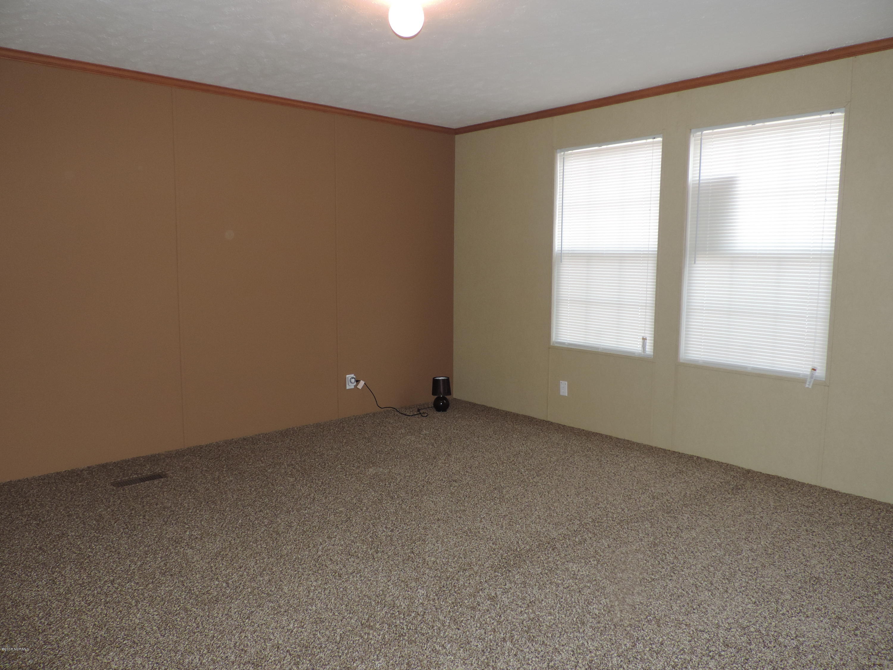 2896 Rooks Road Atkinson, NC 28421 - Photo 10 of 33 DSCN9344