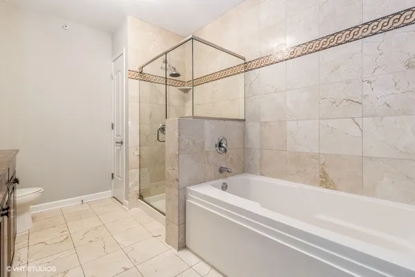 $7,800 | 420 East Waterside Drive, Unit 2214, Chicago, IL 60601