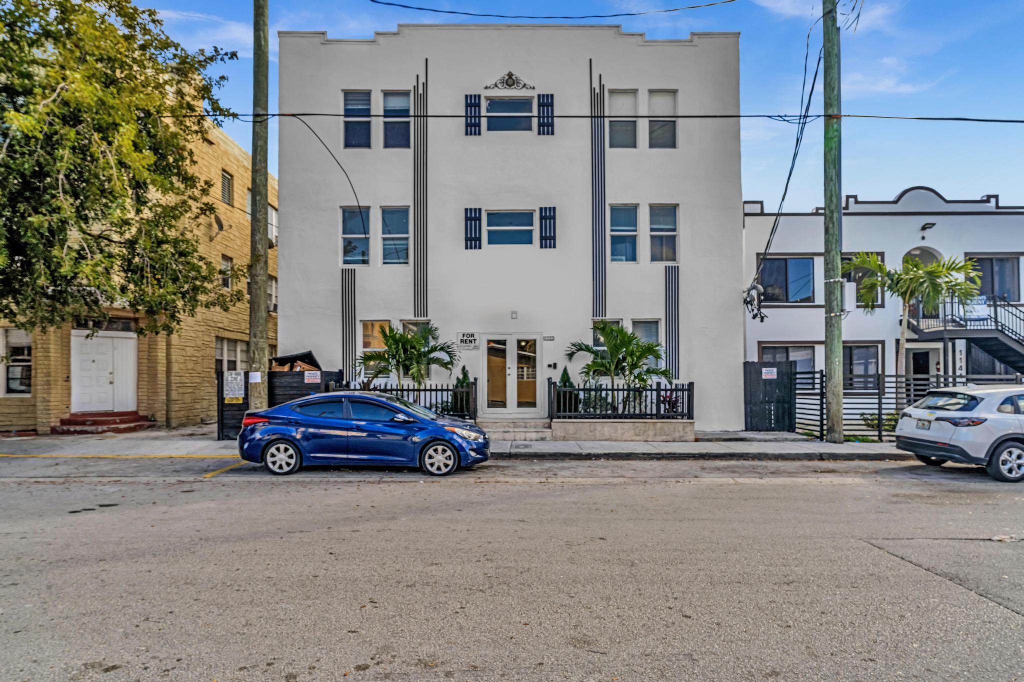 1142 Southwest 4th Street, Unit 4 Miami, FL 33130 - Photo 2 of 15 _DSC7746