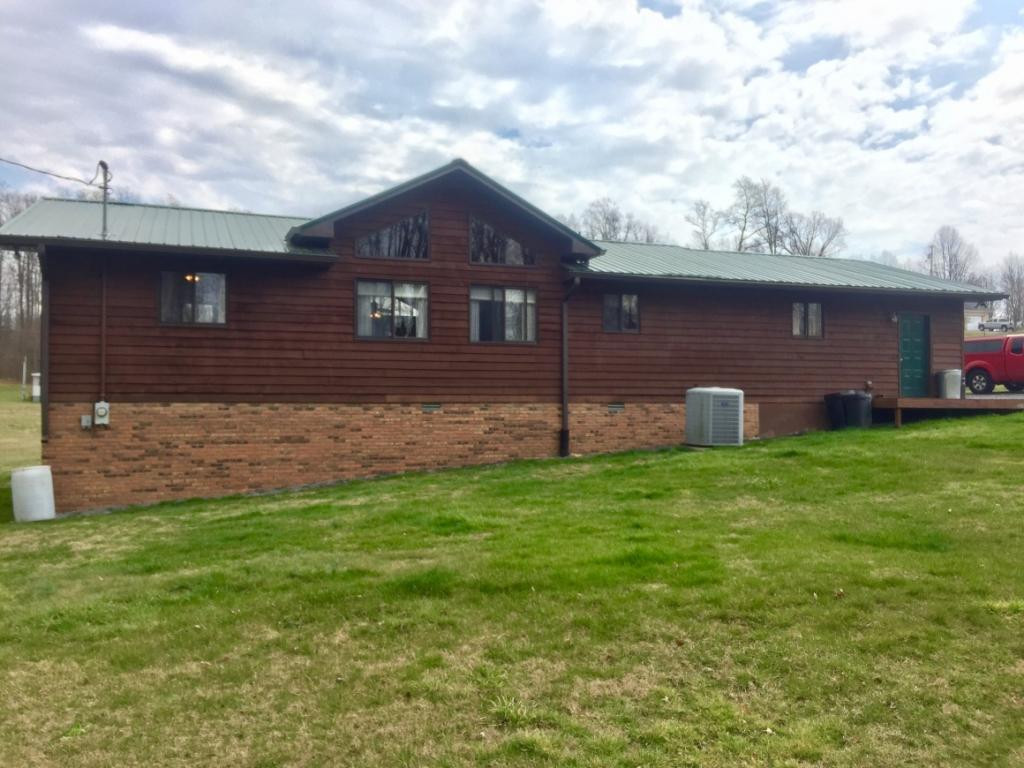 10519 Salem Road Wise, VA 24293 - Photo 34 of 36 Rear of home