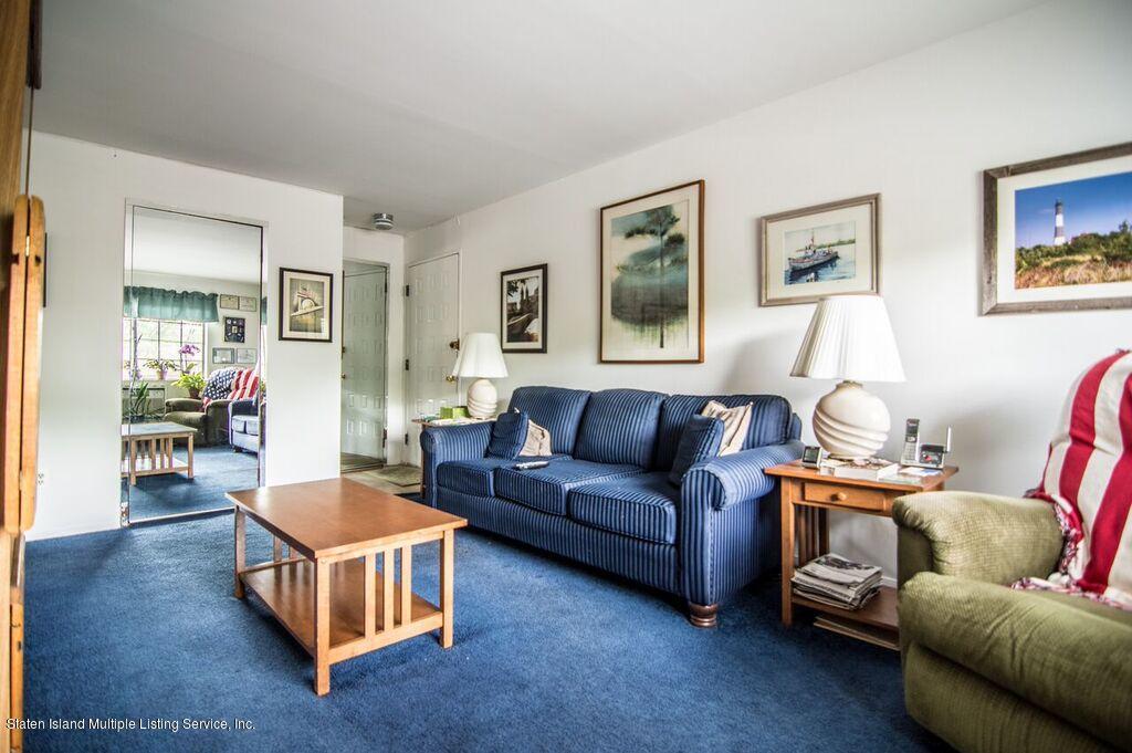 160 Devon Loop, Unit 5 Staten Island, NY 10314 - Photo 4 of 11 160 Devon Loop #5-4