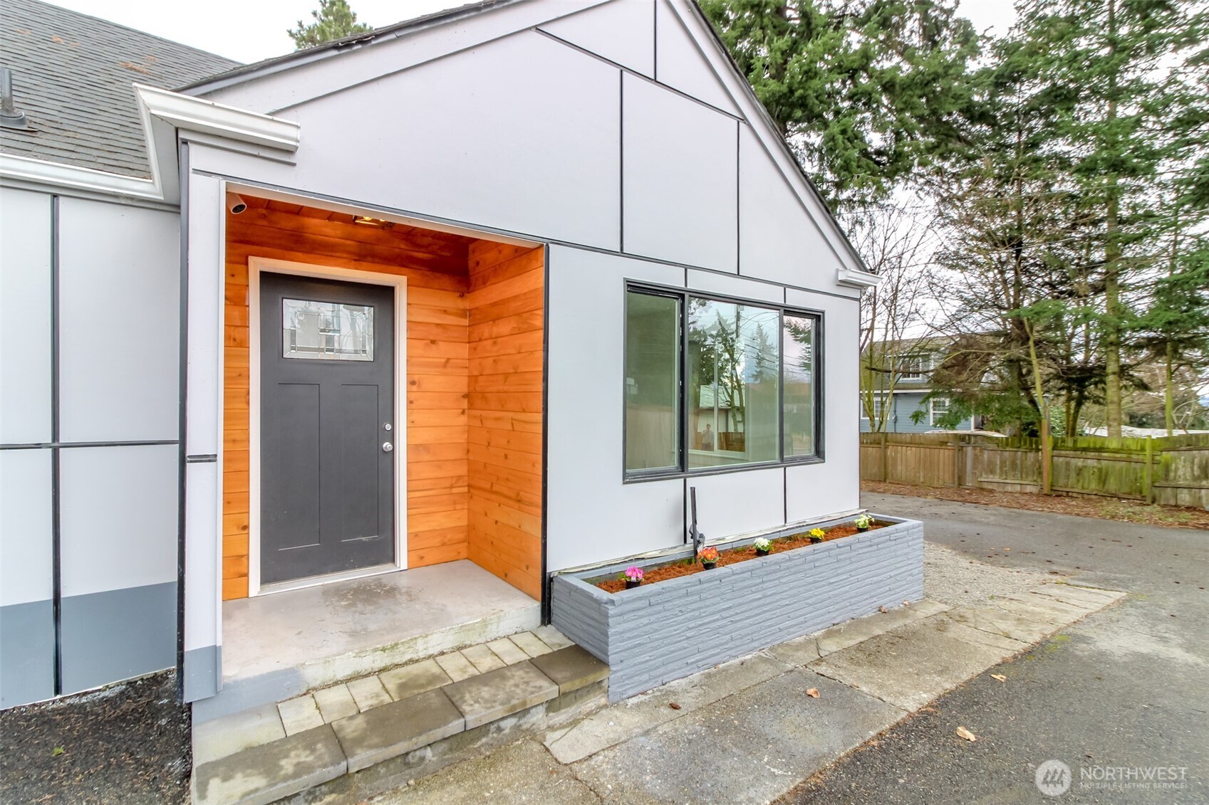 9613 South 240th Street Kent, WA 98031 - Photo 2 of 24