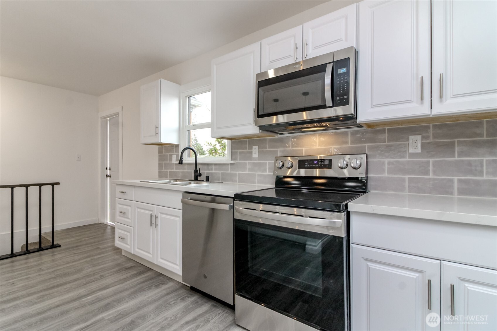 9613 South 240th Street Kent, WA 98031 - Photo 7 of 24