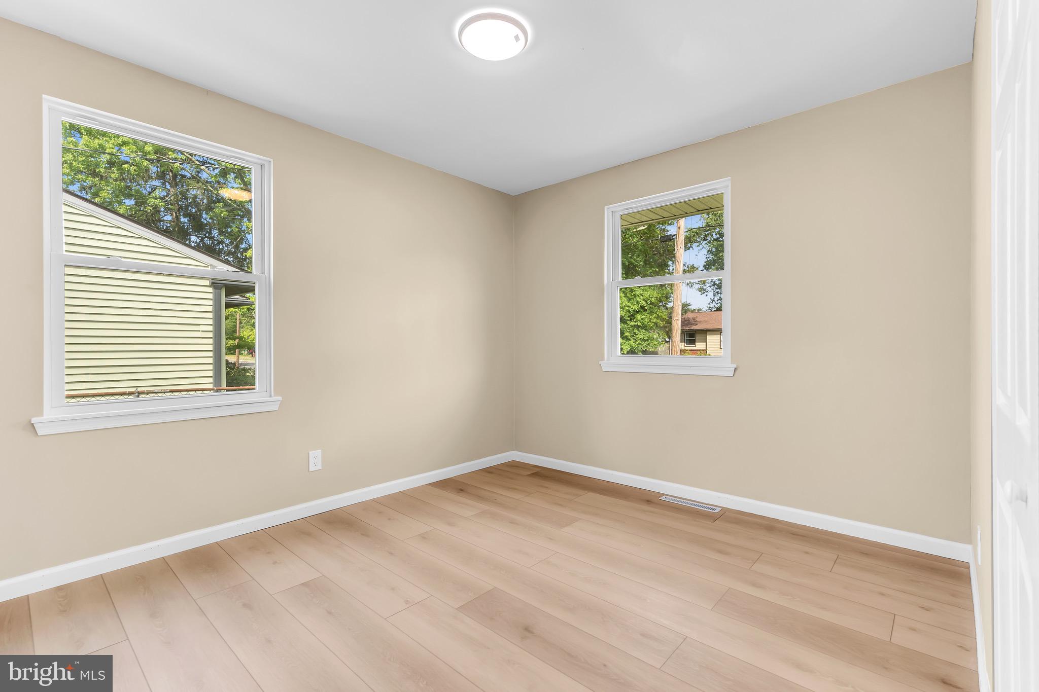 27 South Club Road Pine Hill, NJ 08021 - Photo 17 of 41