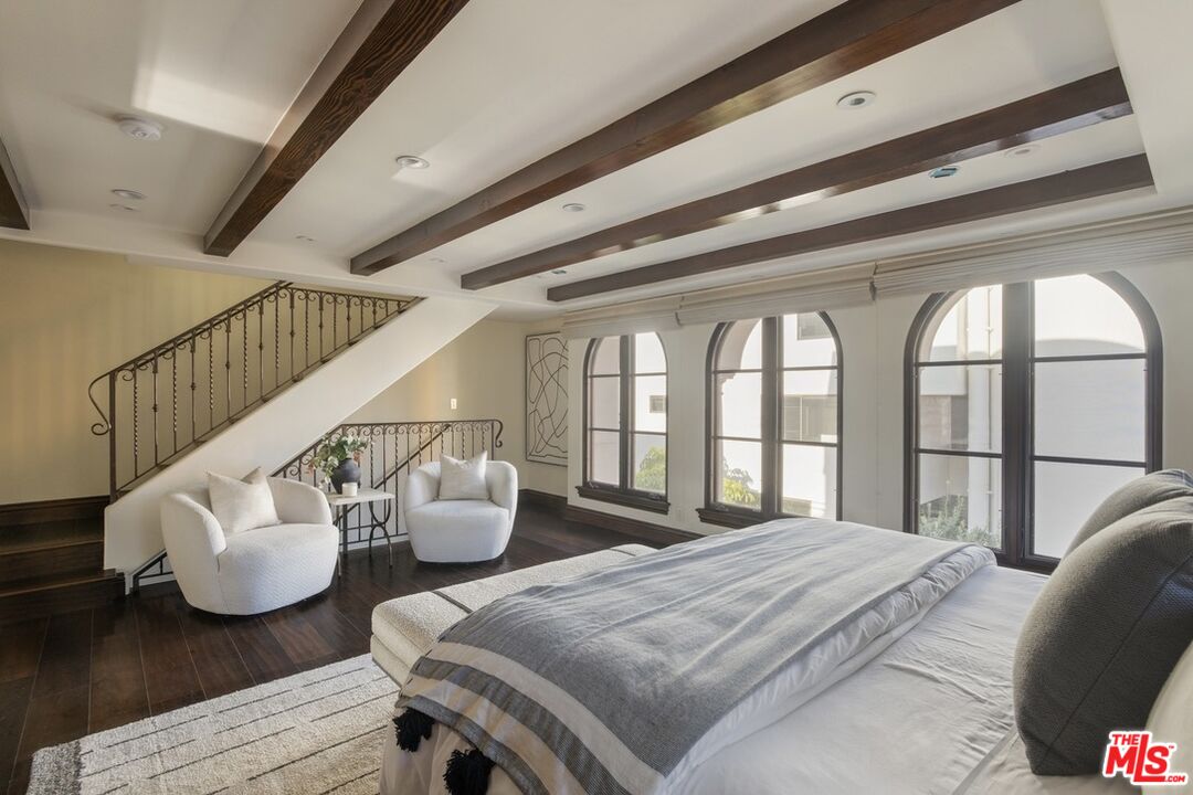6209 Ocean Front Walk Playa del Rey, CA 90293 - Photo 25 of 57 a bedroom with furniture and wooden floor