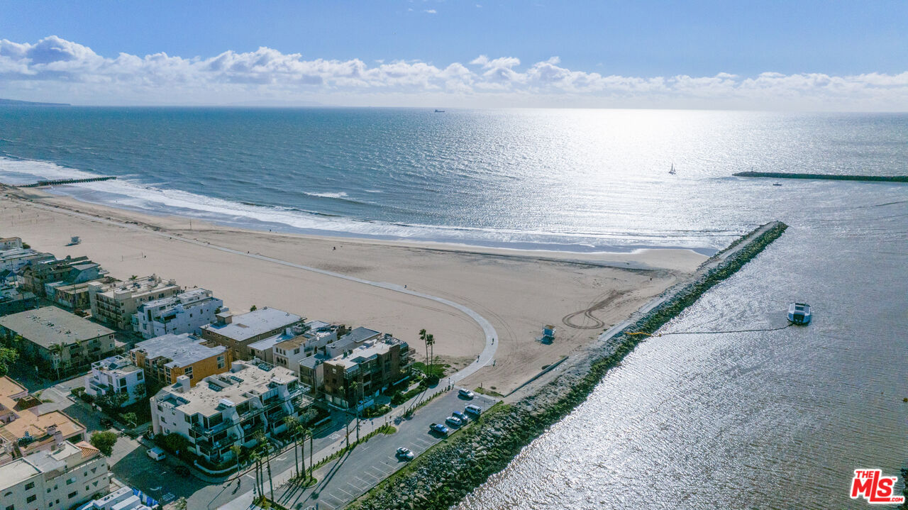 6209 Ocean Front Walk Playa del Rey, CA 90293 - Photo 55 of 57 a view of an ocean and beach
