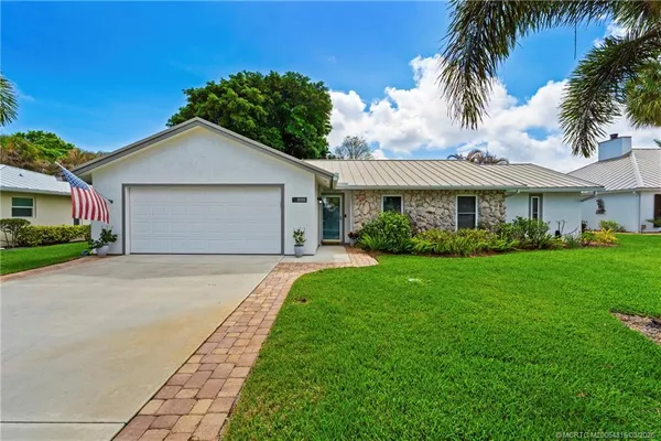 $699,000 | 3160 Southeast Gran Via Way, Stuart, FL 34996