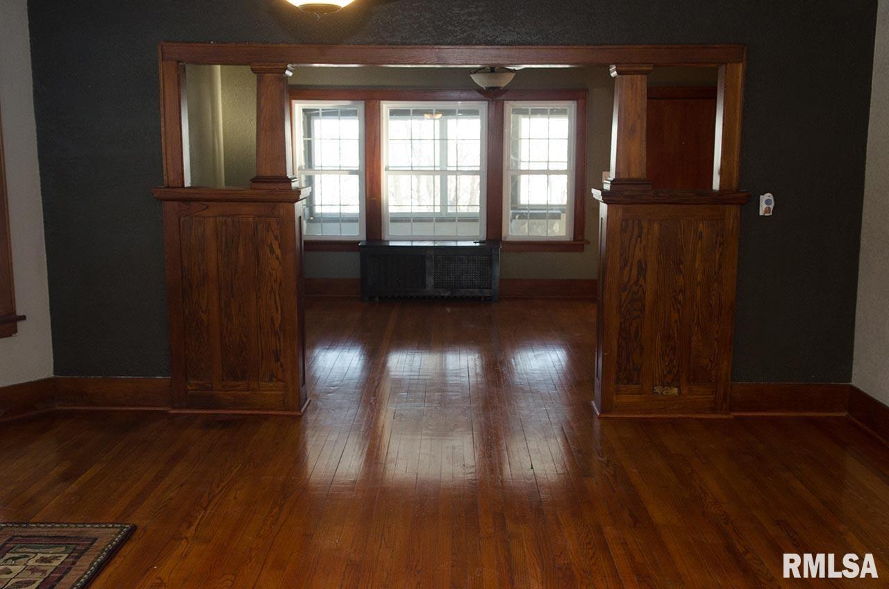 4622 Rockingham Road Davenport, IA 52802 - Photo 9 of 19 Gallery Image 9