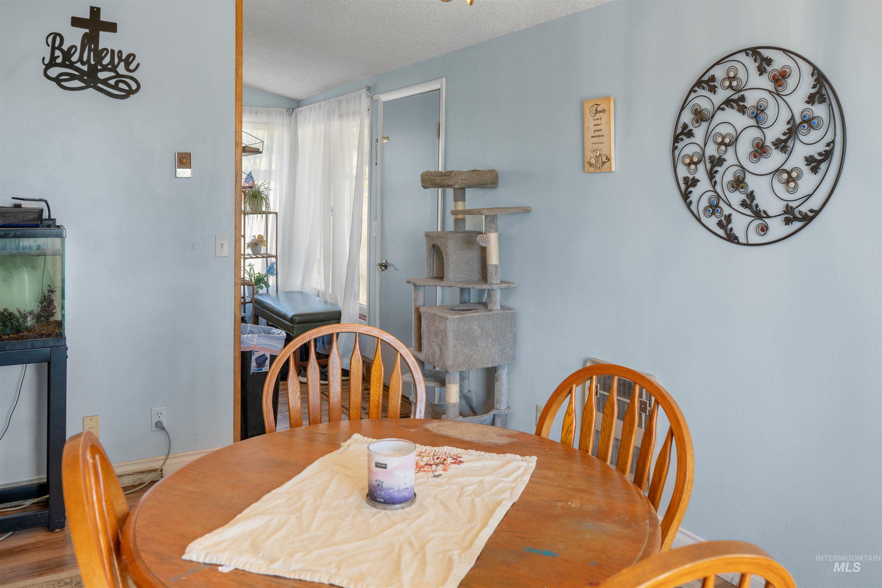 305 Walnut Street Nezperce, ID 83543 - Photo 9 of 28