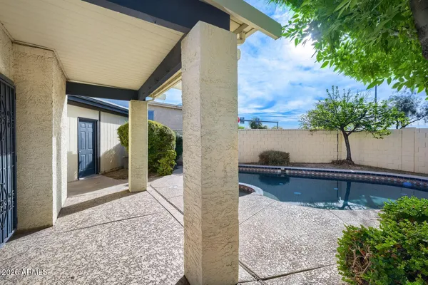 $450,000 | 2044 South Don Carlos, Unit 7, Mesa, AZ 85202