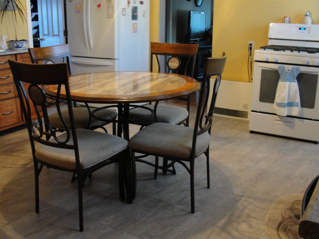 311 Calef Road Manchester, NH 03103 - Photo 25 of 40